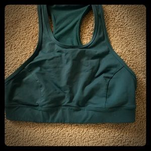 Lululemon size 8 high neck sports bra